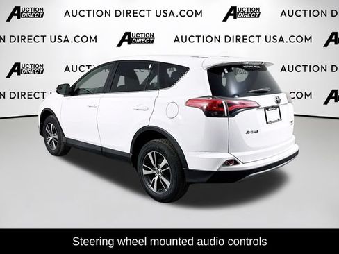Used 2018 Toyota RAV4 XLE AWD/4WD image 5