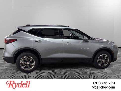Used 2025 Chevrolet Blazer LT w/ Convenience Package AWD/4WD image 6