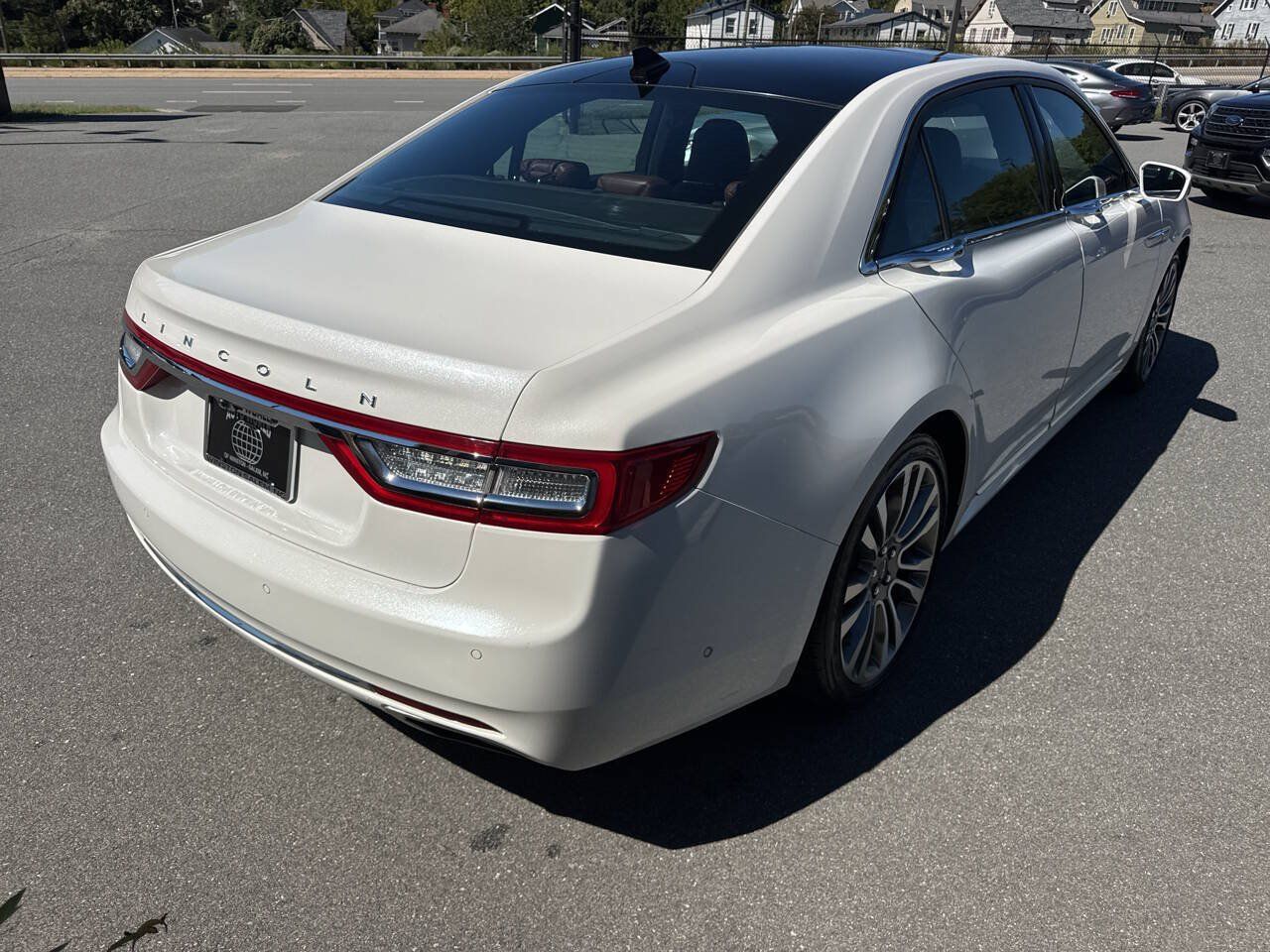 Used 2020 Lincoln Continental Reserve w/ Luxury Package AWD/4WD image 12