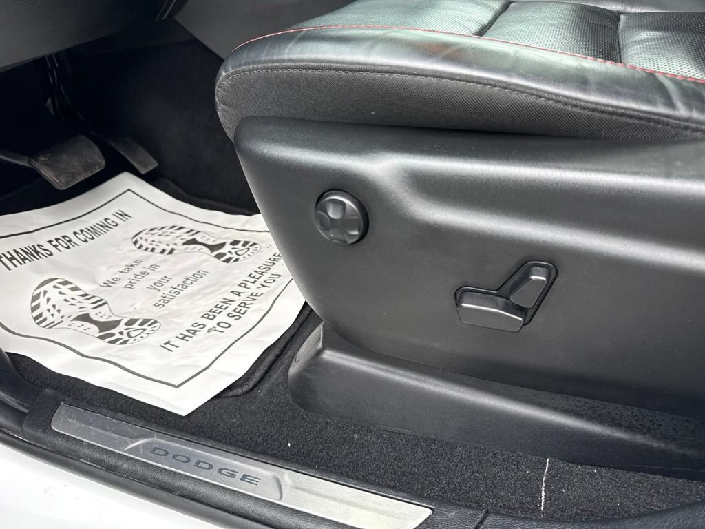 Used 2025 Dodge Durango R/T AWD/4WD image 32