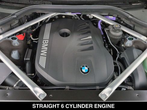 New 2026 BMW X7 xDrive40i w/ M Sport Package AWD/4WD image 10