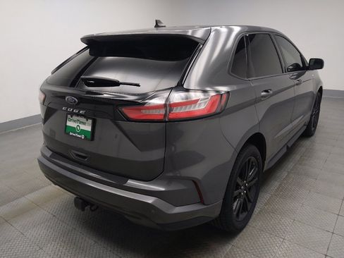 Used 2022 Ford Edge ST-Line w/ Class II Trailer Tow Package AWD/4WD image 9