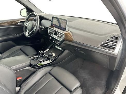 Used 2024 BMW X3 xDrive30i w/ Premium Essential Package image 30