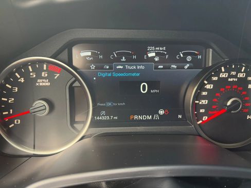 Used 2018 Ford F150 Raptor w/ Equipment Group 802A Luxury image 8