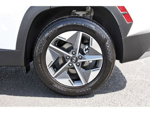 Certified 2026 Hyundai Tucson SEL FWD image 32