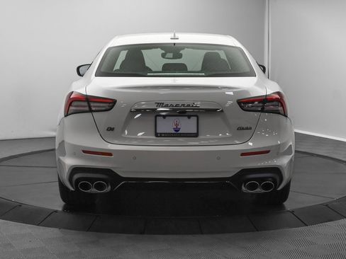 New 2024 Maserati Ghibli Modena image 6