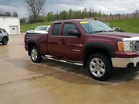 Used 2013 GMC Sierra 1500 SLE w/ Power Tech Package AWD/4WD image 2