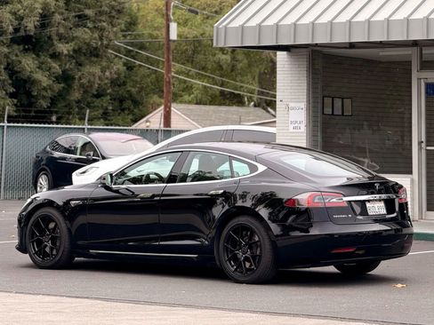 Used 2016 Tesla Model S 75 image 6