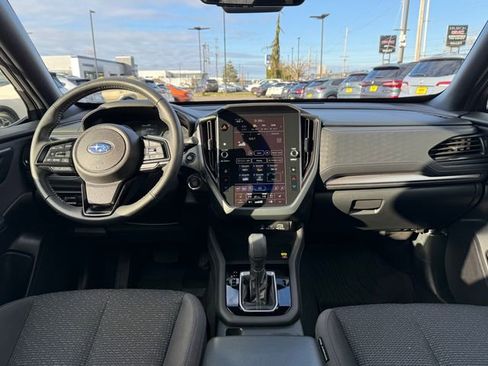 Used 2025 Subaru Forester Premium image 11