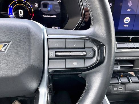 Used 2024 Chevrolet Colorado LT image 28