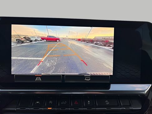 Used 2022 GMC Sierra 1500 SLE image 13