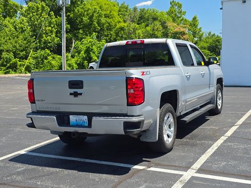 Used 2018 Chevrolet Silverado 1500 LT w/ All Star Edition AWD/4WD image 4