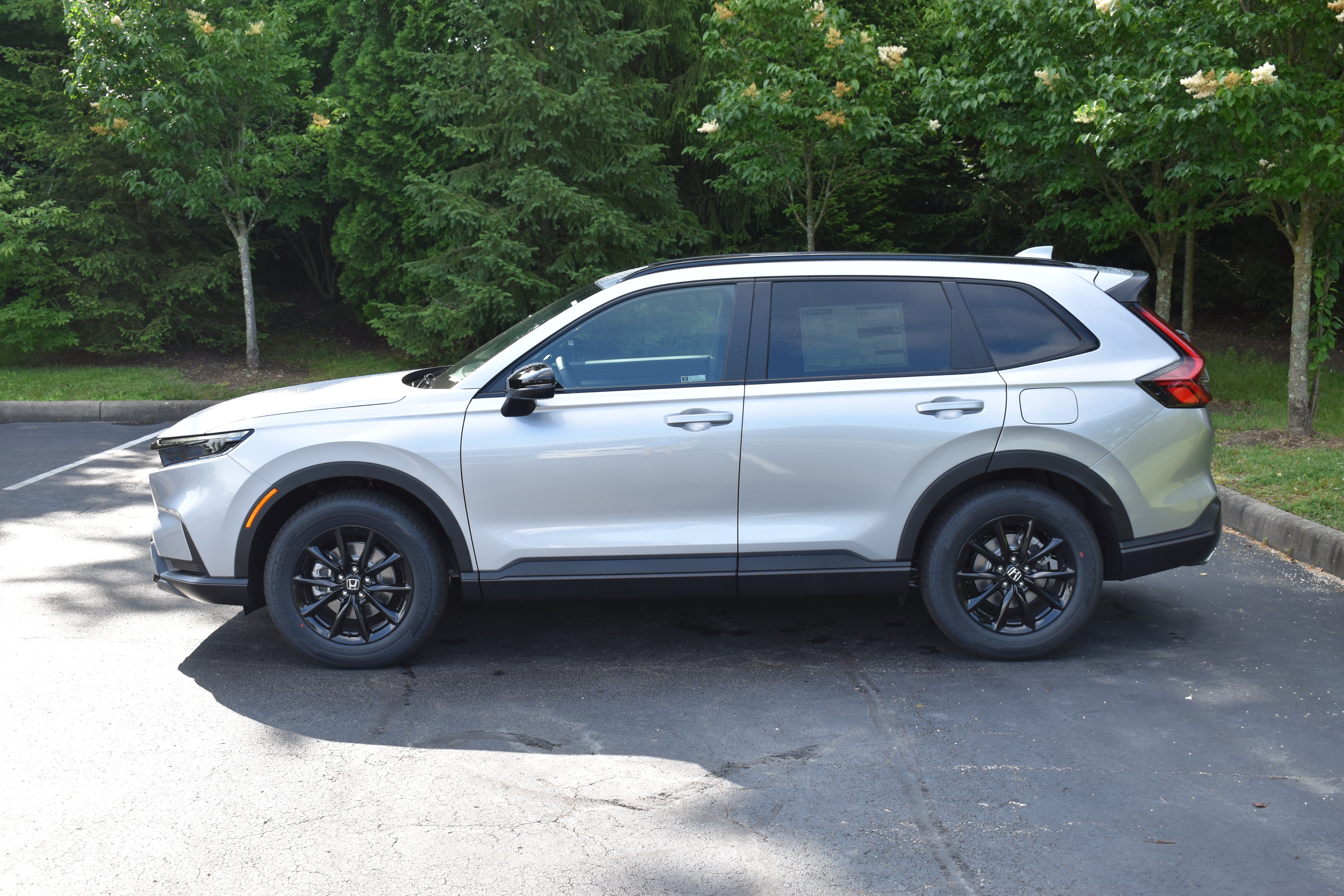 New 2027 Honda CR-V Sport image 4