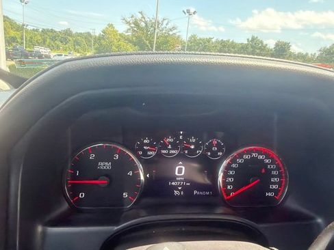 Used 2016 GMC Sierra 2500 Denali w/ Duramax Plus Package AWD/4WD image 12