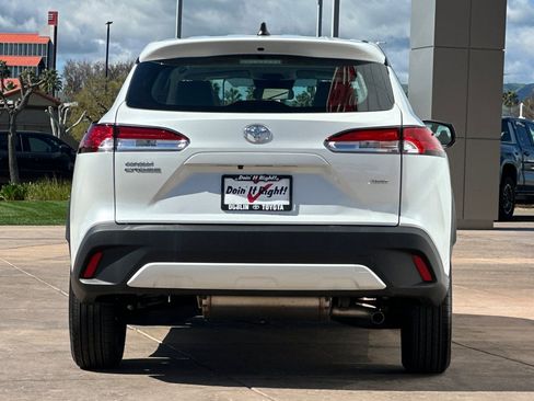 Certified 2024 Toyota Corolla Cross L image 6