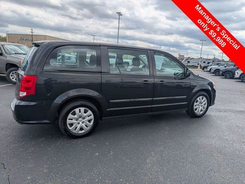 Used 2016 Dodge Grand Caravan American Value Package FWD image 8