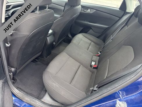 Used 2019 Kia Forte LXS FWD image 13