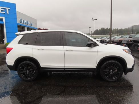 Used 2021 Honda Passport Sport image 9