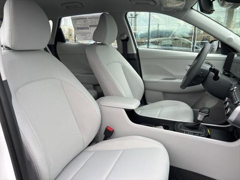 New 2026 Hyundai Kona SE image 11