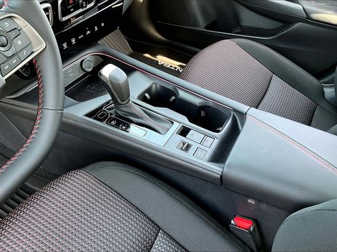 New 2026 Nissan Sentra SR FWD image 12