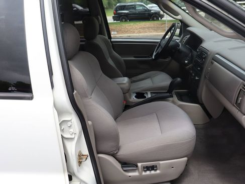 Used 2002 Jeep Grand Cherokee Laredo AWD/4WD image 22