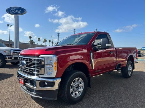 Used 2023 Ford F350 XLT w/ 360-Degree Camera Package AWD/4WD image 3