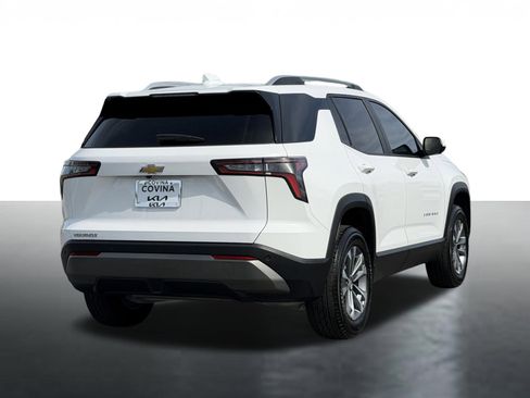 Used 2025 Chevrolet Equinox LT FWD image 8