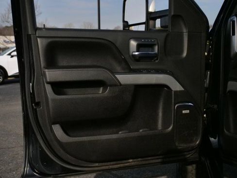 Used 2017 Chevrolet Silverado 2500 LTZ w/ Duramax Plus Package image 27