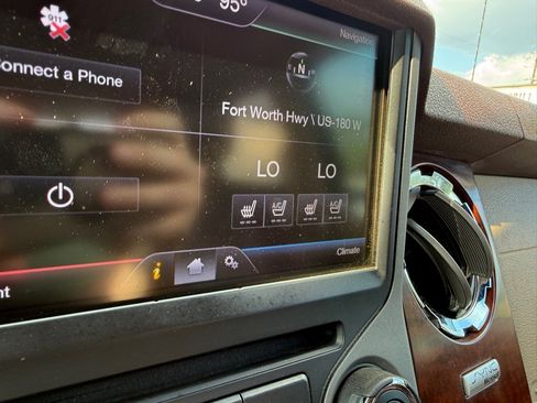 Used 2013 Ford F250 King Ranch w/ King Ranch w/Chrome Pkg AWD/4WD image 24