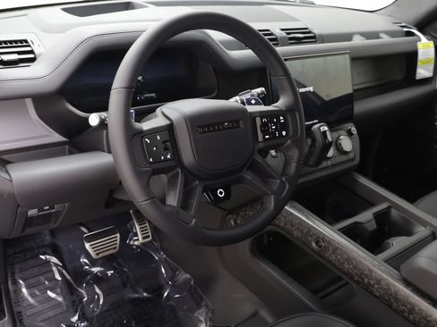 New 2026 Land Rover Defender 110 OCTA AWD/4WD image 7