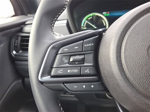 Used 2025 Subaru Forester Limited image 23