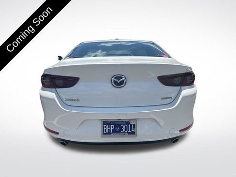 Used 2019 MAZDA MAZDA3 Sedan FWD image 6
