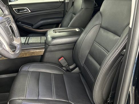 Used 2018 GMC Yukon Denali w/ Denali Ultimate Package AWD/4WD image 12