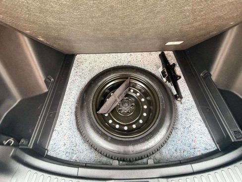 Used 2018 Honda CR-V EX-L image 9