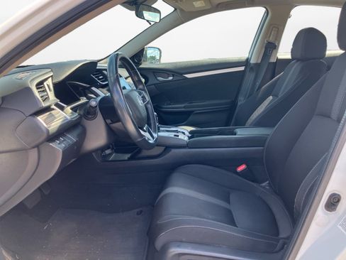 Used 2020 Honda Civic EX image 11