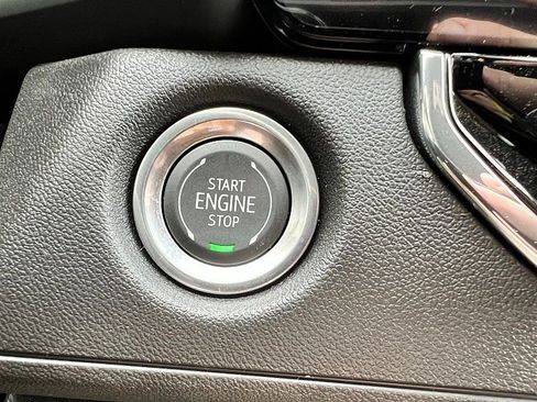 Used 2024 Chevrolet Colorado Trail Boss AWD/4WD image 22