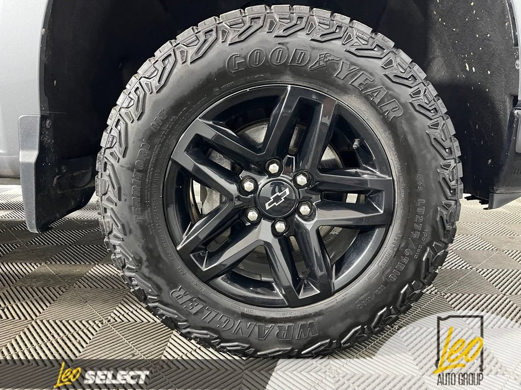 Used 2023 Chevrolet Silverado 1500 Custom Trail Boss AWD/4WD image 30