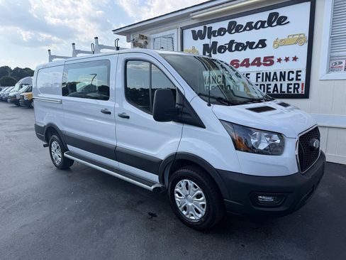 Used 2025 Ford Transit 250 Low Roof w/ Exterior Upgrade Package RWD image 2