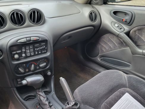 Used 1999 Pontiac Grand Am SE image 7