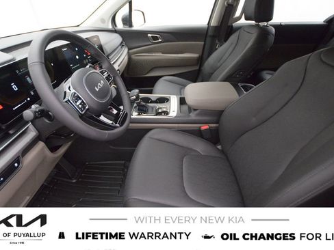 New 2026 Kia Carnival EX image 10