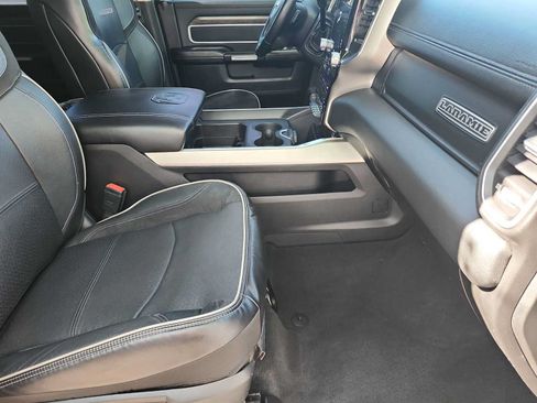 Used 2019 RAM 2500 Laramie AWD/4WD image 18