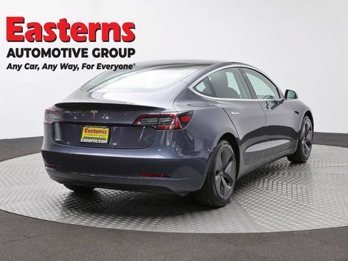 Used 2019 Tesla Model 3 Standard Range RWD image 5
