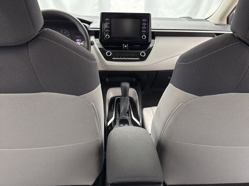 Used 2020 Toyota Corolla L image 33