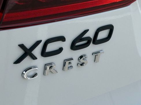 New 2026 Volvo XC60 B5 Ultra w/ Protection Package Premier AWD/4WD image 8