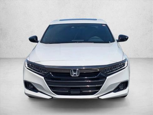 Used 2022 Honda Accord Sport image 2