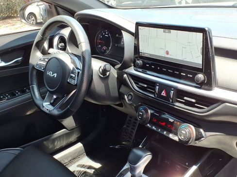 Used 2022 Kia Forte GT-Line w/ GT-Line Premium Package FWD image 10