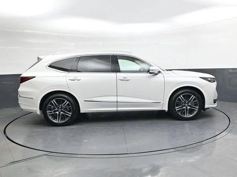 New 2026 Acura MDX SH-AWD w/ Advance Package image 3