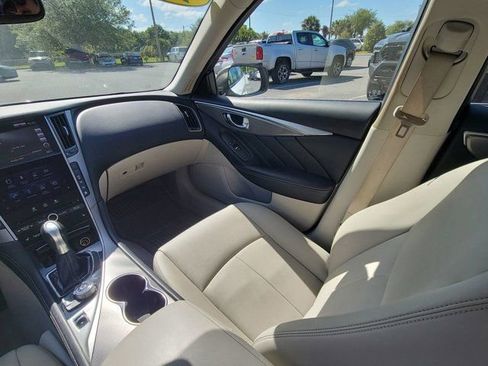 Used 2015 INFINITI Q50 Premium w/ Navigation Package AWD/4WD image 3