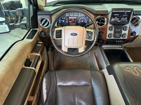 Used 2015 Ford F250 King Ranch w/ FX4 Off-Road Package AWD/4WD image 11