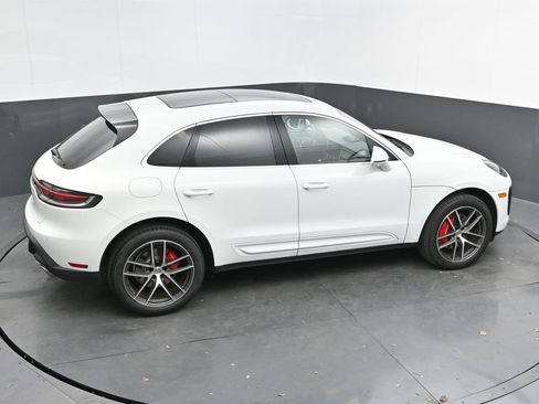 Used 2023 Porsche Macan S image 43